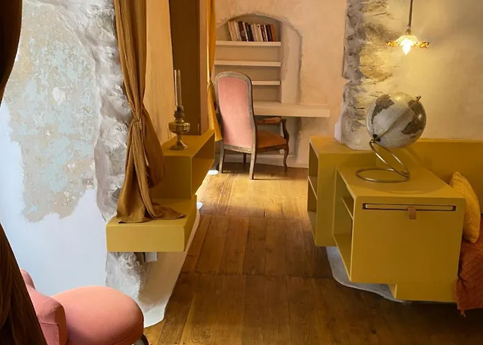 Felicita : Atypique Centre Apartment Bastia (Corsica)